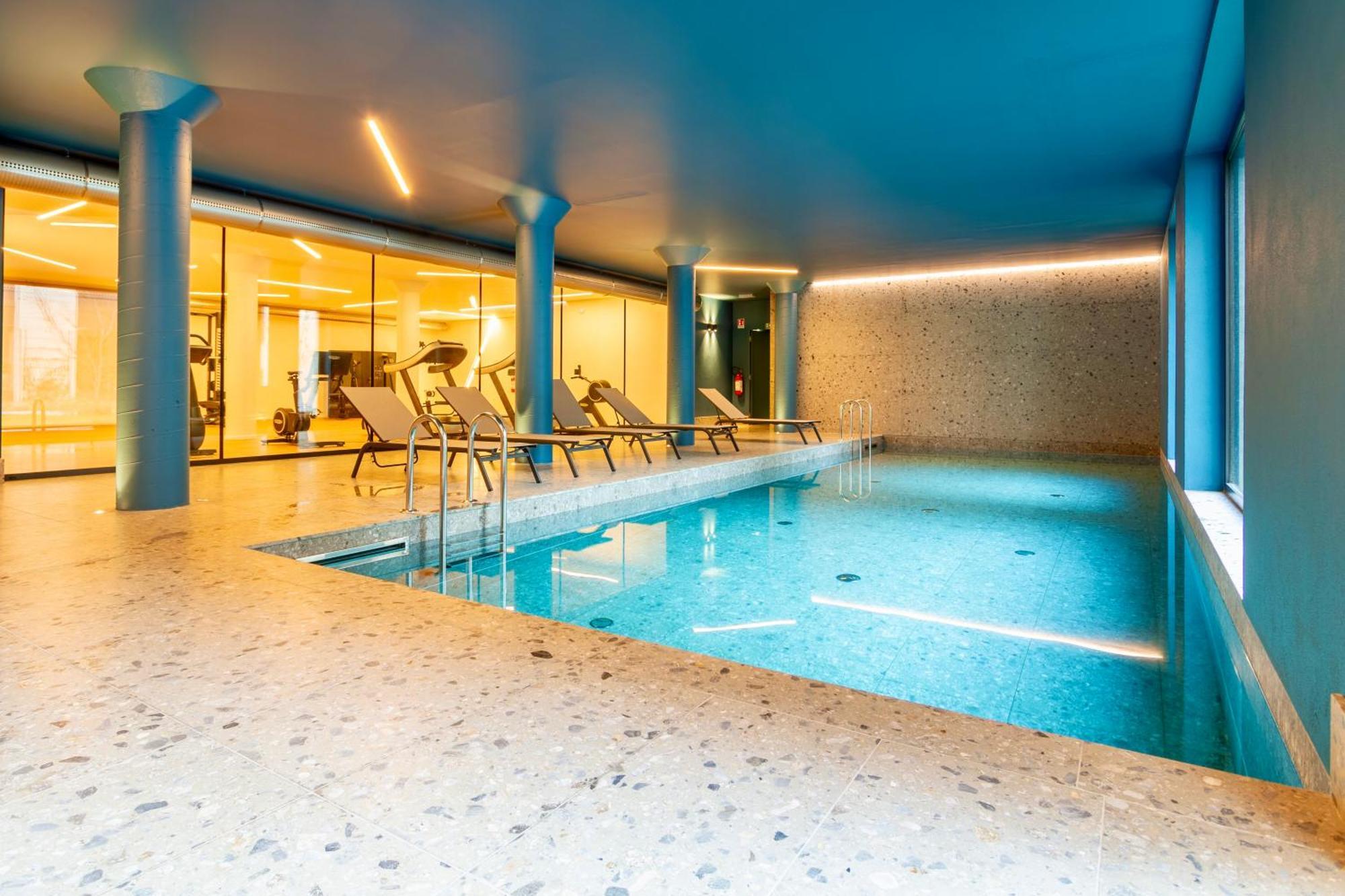 Urban Luxury - Bright And Central Apartment Milan Bagian luar foto