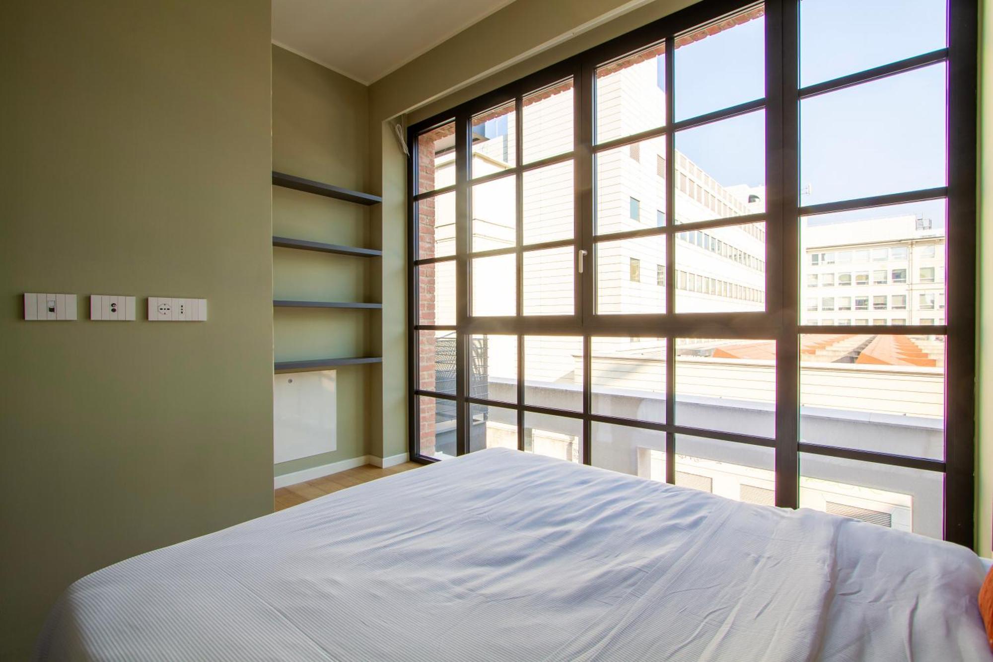 Urban Luxury - Bright And Central Apartment Milan Bagian luar foto